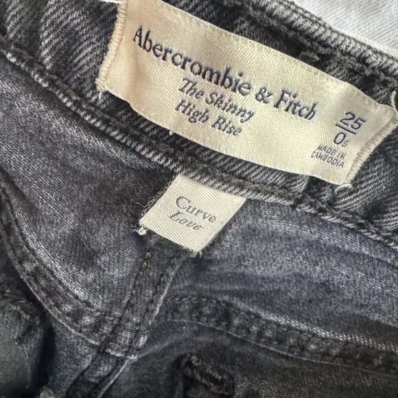 ☀️ ABERCROMBIE & FITCH Black The Skinny High Rise Jeans Distressed Size 25 Short - Picture 5 of 5